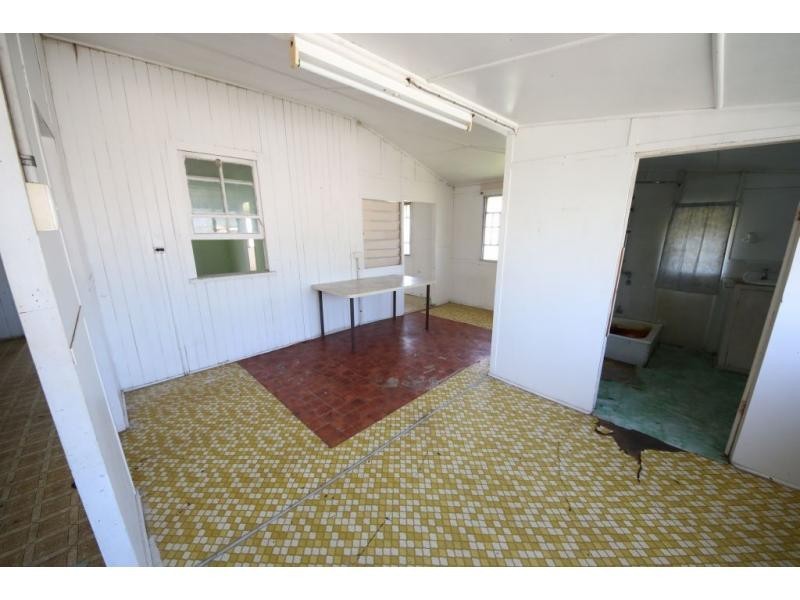 13 ROSSITER Street, Ayr QLD 4807