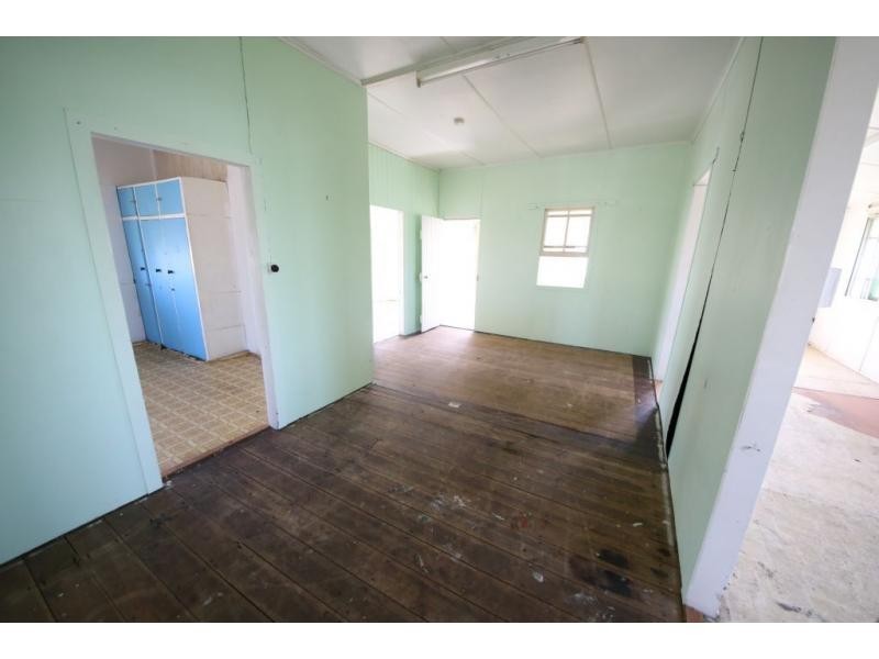 13 ROSSITER Street, Ayr QLD 4807