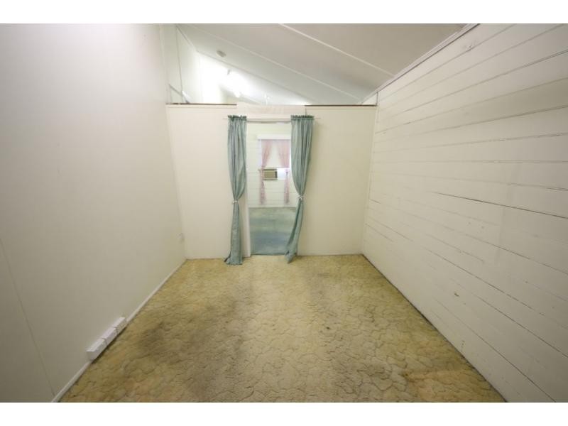 12 SEVENTH Street, Home Hill QLD 4806