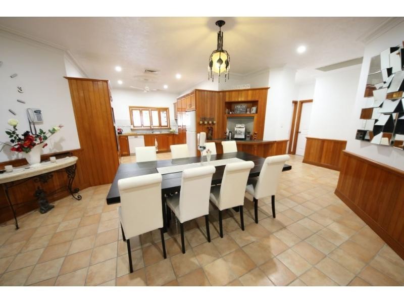 12 HILLCREST Place, Ayr QLD 4807