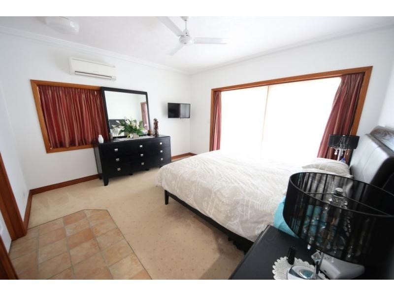 12 HILLCREST Place, Ayr QLD 4807