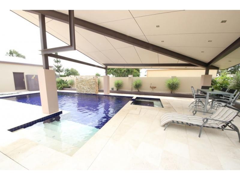 12 HILLCREST Place, Ayr QLD 4807