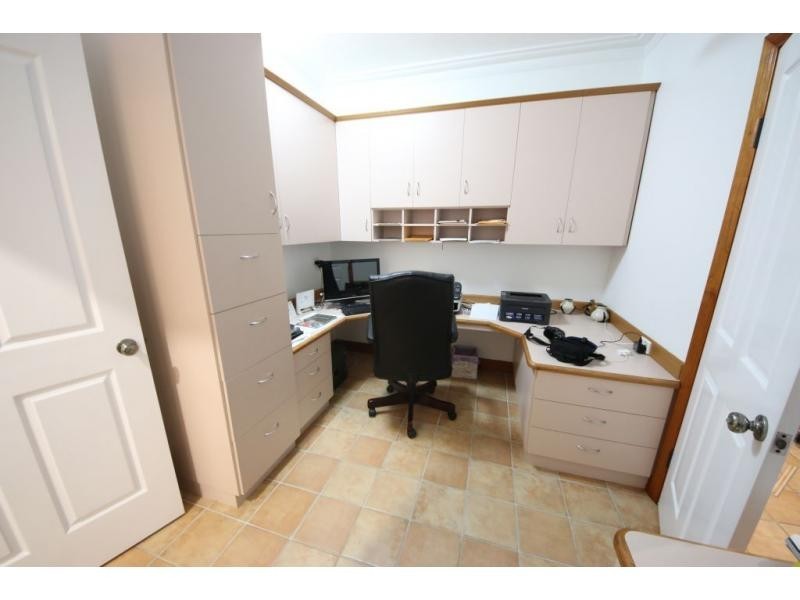 12 HILLCREST Place, Ayr QLD 4807