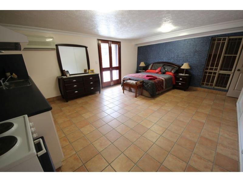 12 HILLCREST Place, Ayr QLD 4807