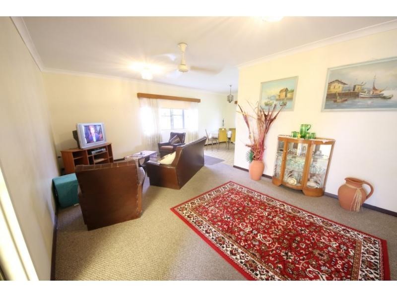 76 TENTH Street, Home Hill QLD 4806