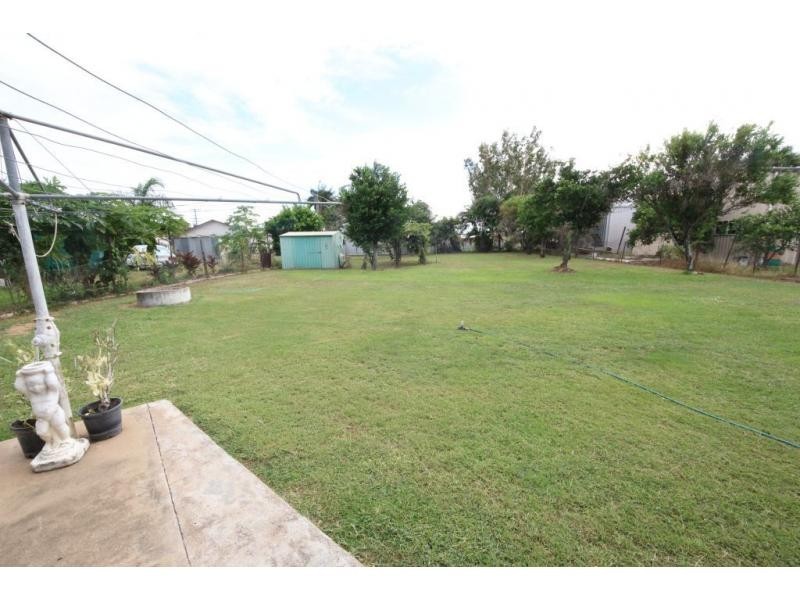 76 TENTH Street, Home Hill QLD 4806