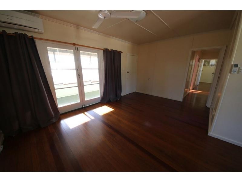 25 DENNIS Street, Ayr QLD 4807
