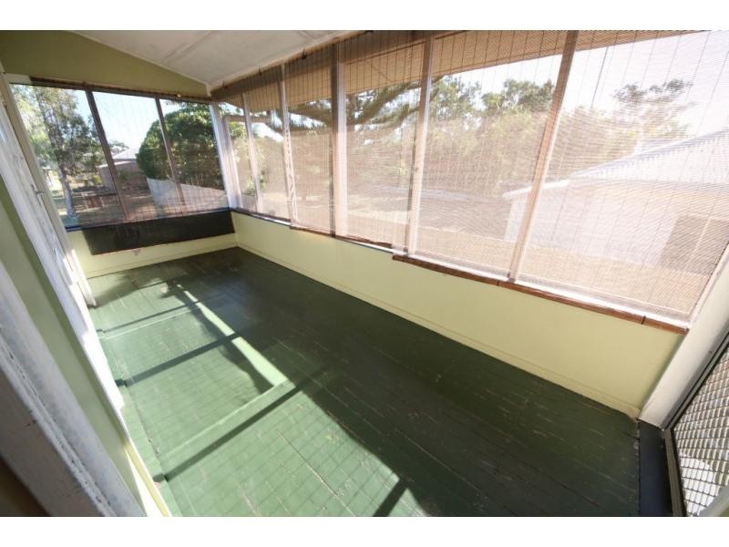 25 DENNIS Street, Ayr QLD 4807