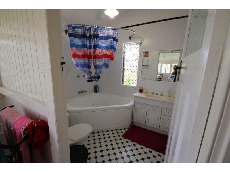 158-160 CAMERON Street, Ayr QLD 4807