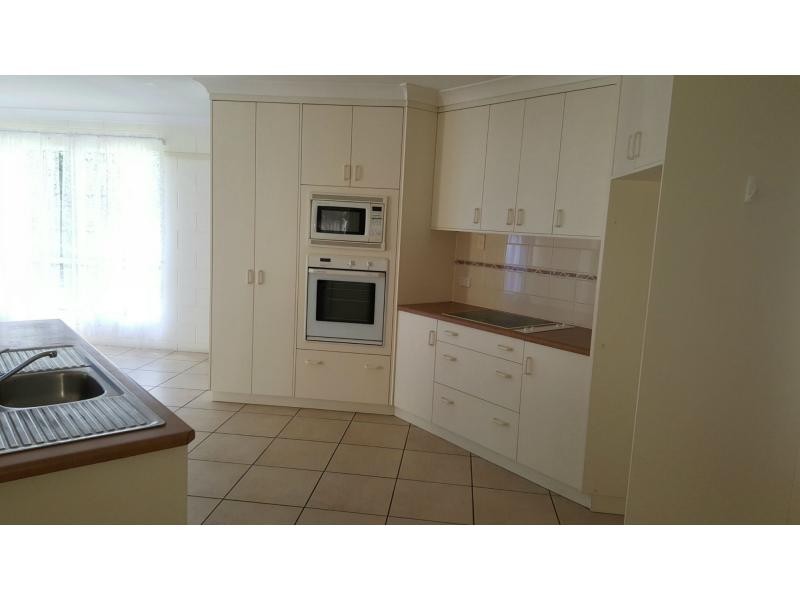 47 Laurence Crescent, Ayr QLD 4807