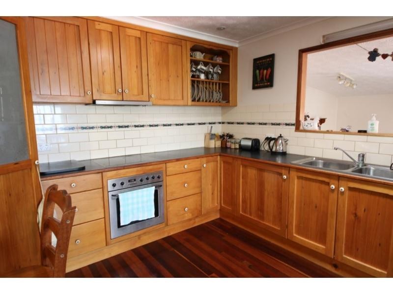 3 FOURTH Avenue, Home Hill QLD 4806