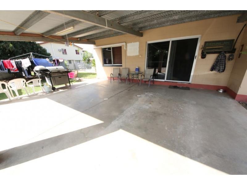 3 FOURTH Avenue, Home Hill QLD 4806
