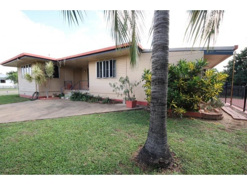 3 FOURTH Avenue, Home Hill QLD 4806