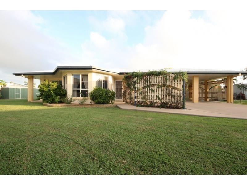 9 MCINTYRE Place, Ayr QLD 4807