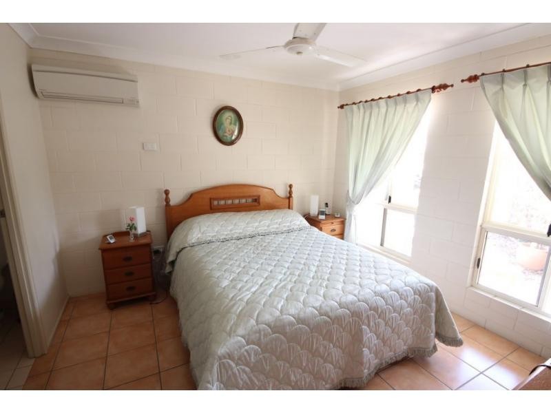 9 MCINTYRE Place, Ayr QLD 4807
