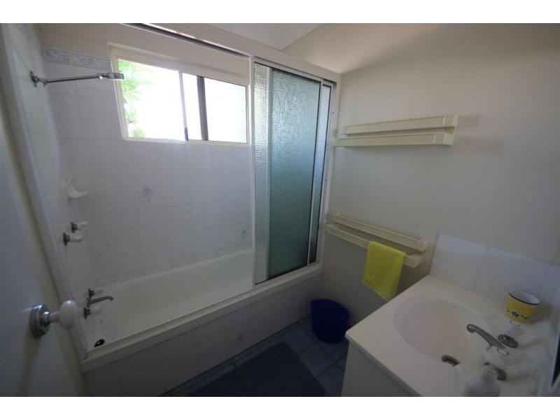 9 MCINTYRE Place, Ayr QLD 4807