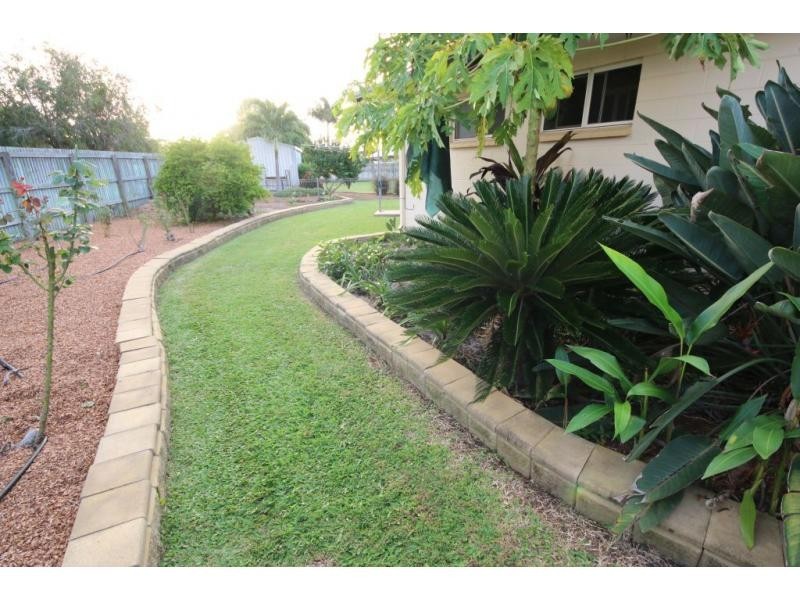 9 MCINTYRE Place, Ayr QLD 4807