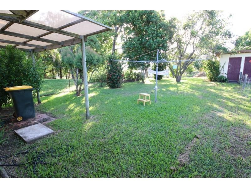 1 & 2 11 WICKHAM Street, Ayr QLD 4807