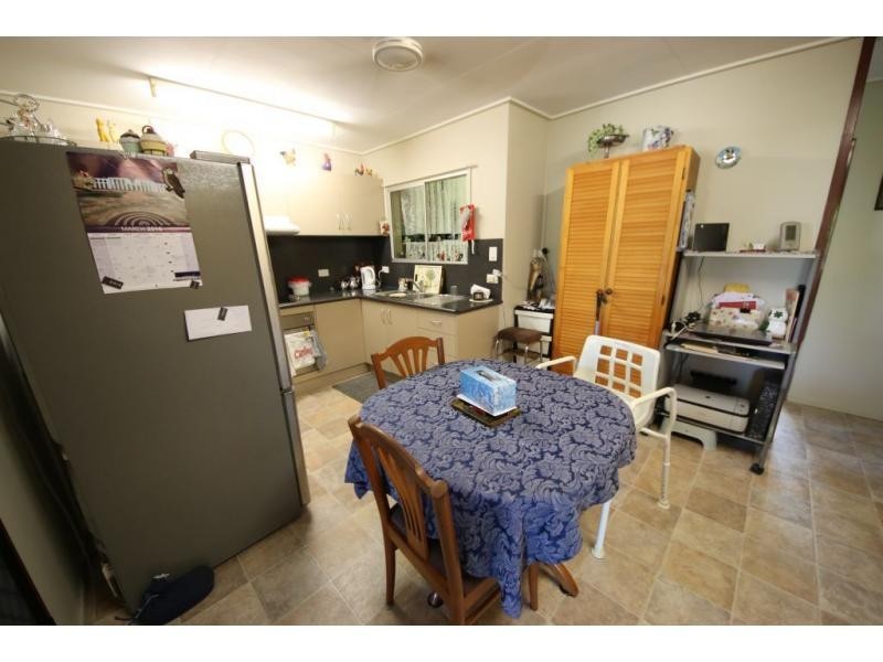 1 & 2 11 WICKHAM Street, Ayr QLD 4807