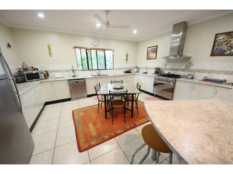 14 IDA Court, Ayr QLD 4807