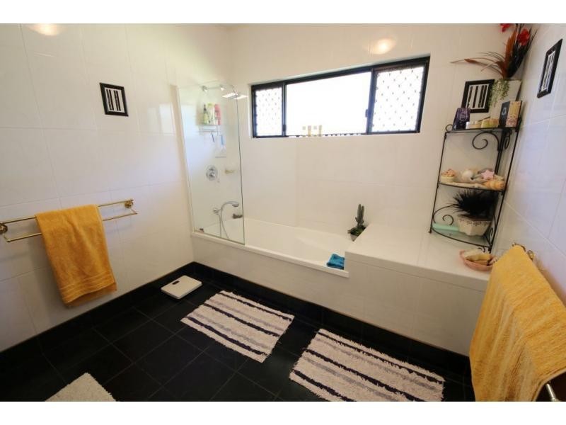 14 IDA Court, Ayr QLD 4807