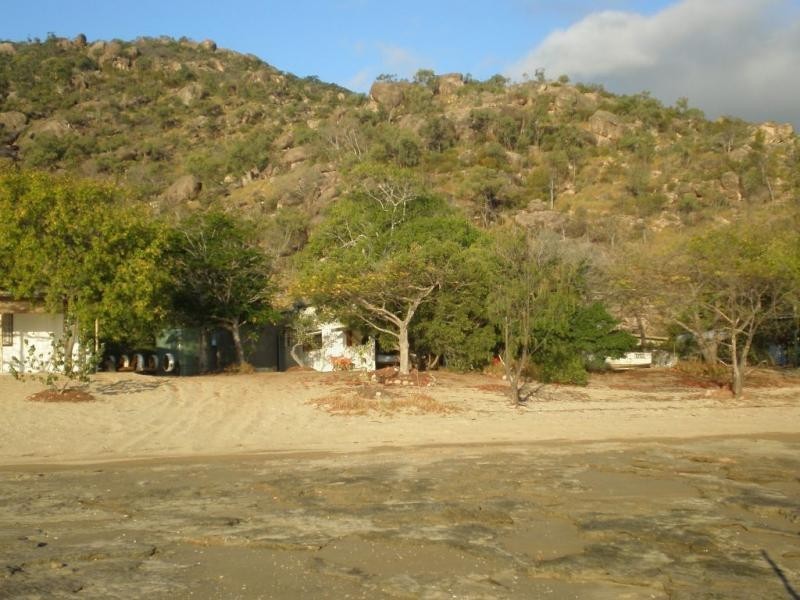 L172 ESPLANADE NORTH UPSTART BAY, Bowen QLD 4805