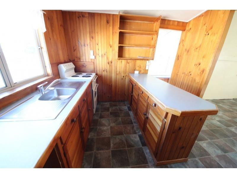 52 THIRTEENTH Avenue, Home Hill QLD 4806