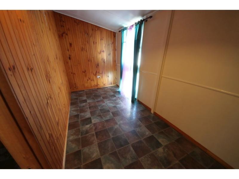 52 THIRTEENTH Avenue, Home Hill QLD 4806