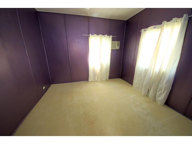 52 THIRTEENTH Avenue, Home Hill QLD 4806