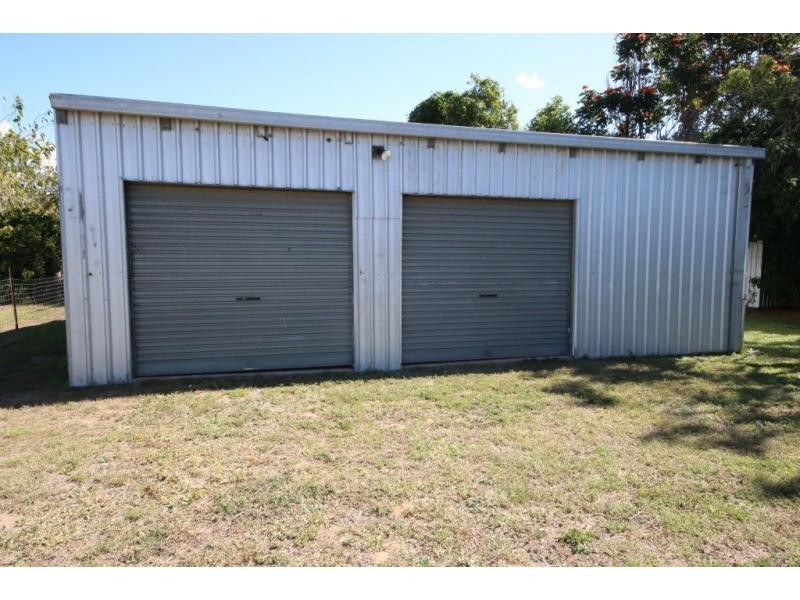 52 THIRTEENTH Avenue, Home Hill QLD 4806