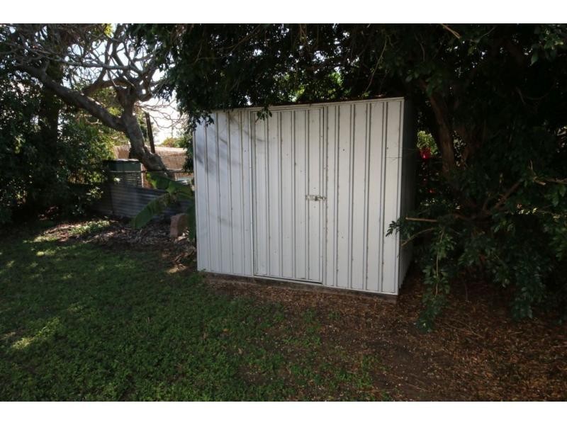 52 THIRTEENTH Avenue, Home Hill QLD 4806