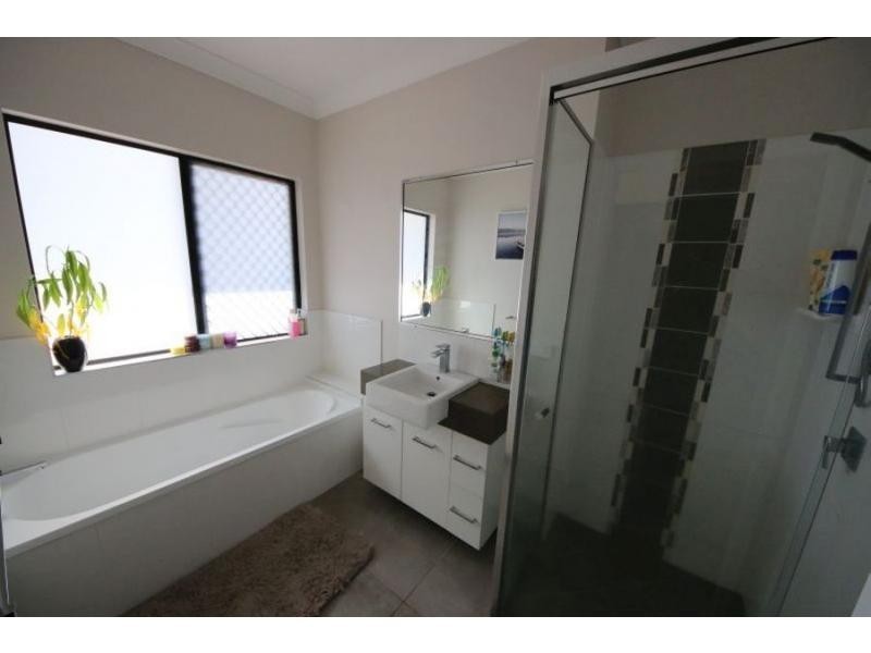 125 MACKENZIE Street, Ayr QLD 4807