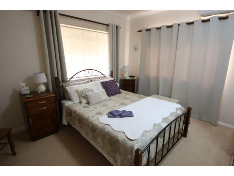 8 MCINTYRE Place, Ayr QLD 4807