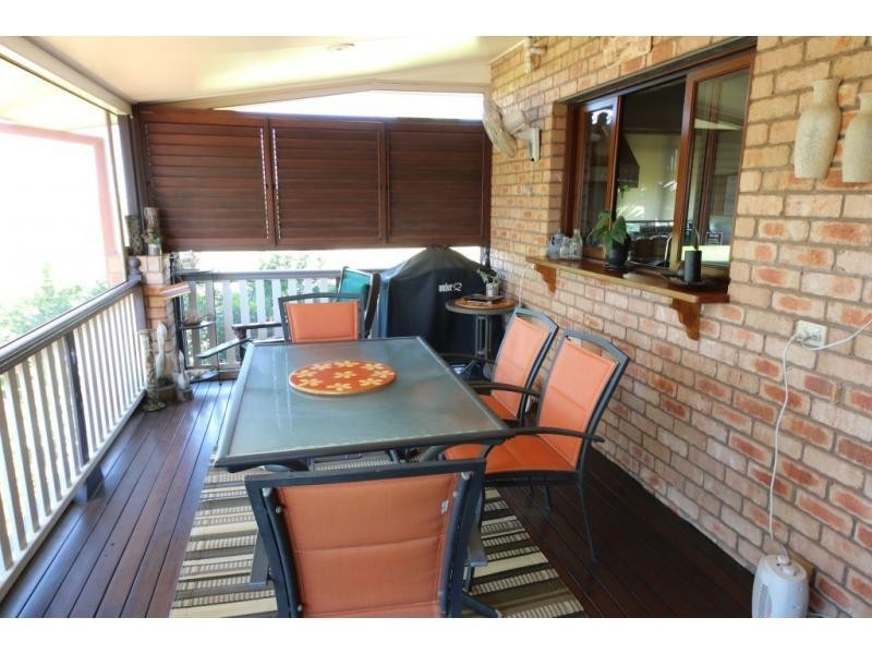 8 MCINTYRE Place, Ayr QLD 4807