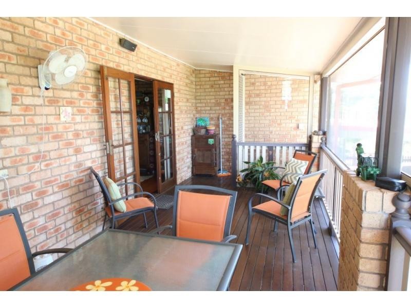 8 MCINTYRE Place, Ayr QLD 4807