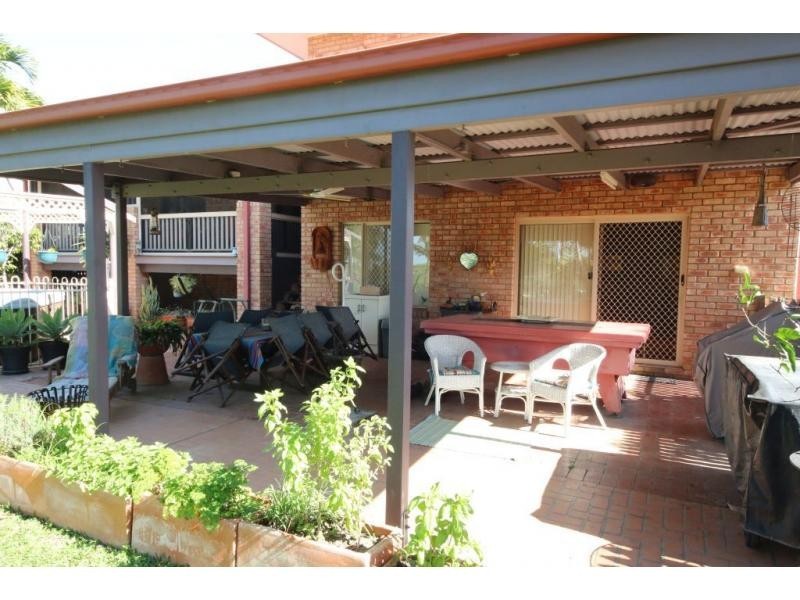 8 MCINTYRE Place, Ayr QLD 4807