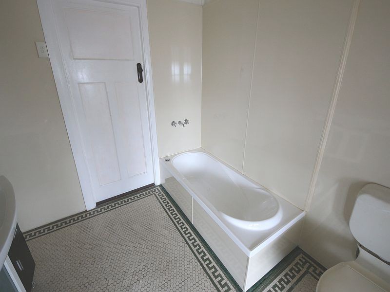 97-99 BURKE Street, Ayr QLD 4807