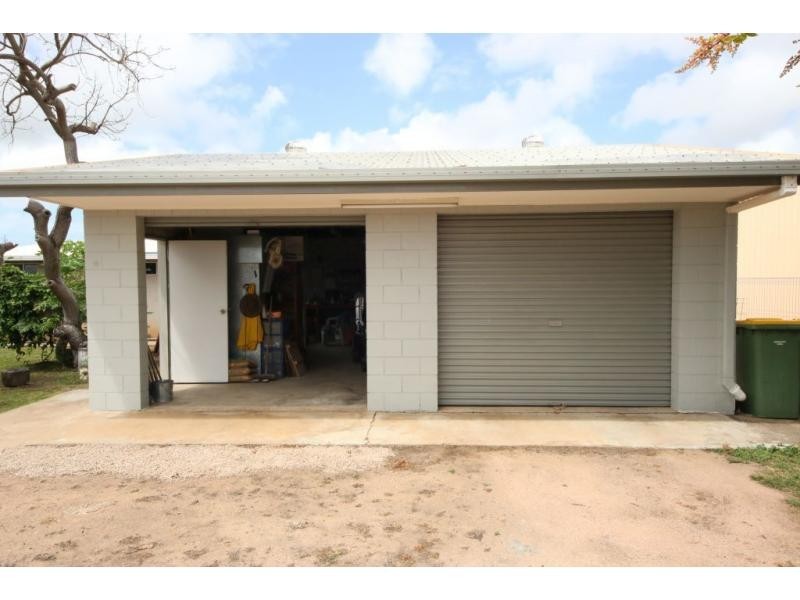13-15 RUTHERFORD Street, Ayr QLD 4807