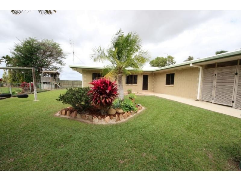1-3 LARKIN Street, Clare QLD 4807