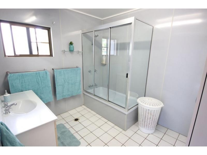 1-3 LARKIN Street, Clare QLD 4807