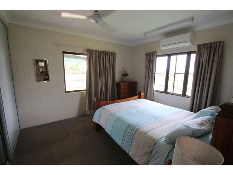 1-3 LARKIN Street, Clare QLD 4807