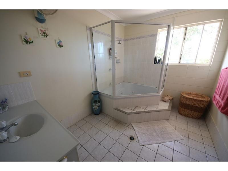 63 CASTORINA Drive, Mount Kelly QLD 4807