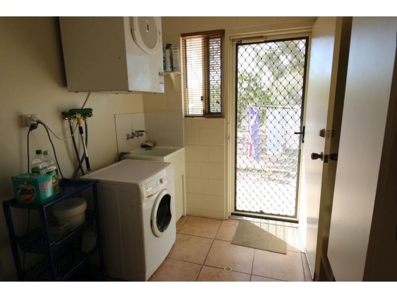 63 CASTORINA Drive, Mount Kelly QLD 4807