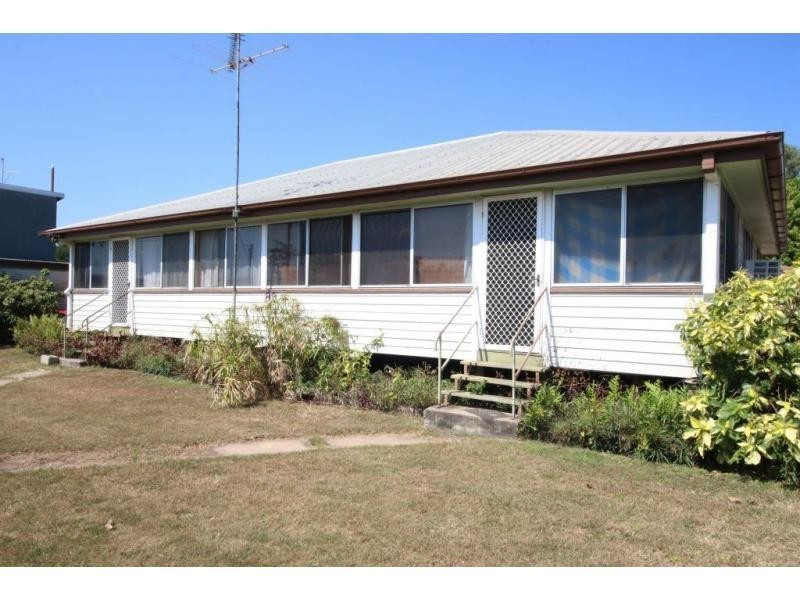 UNIT 1 & 2/89 EDWARDS Street, Ayr QLD 4807