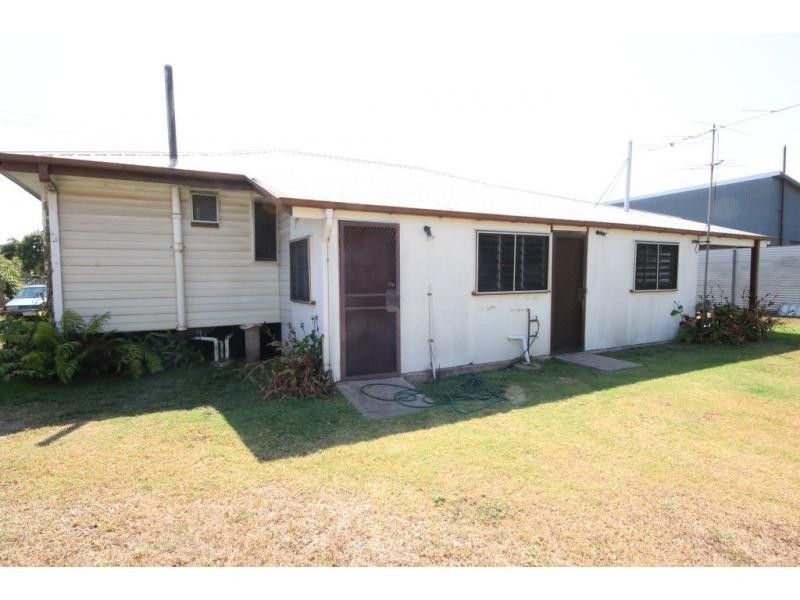 UNIT 1 & 2/89 EDWARDS Street, Ayr QLD 4807