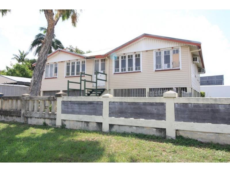 173-175 MACMILLAN Street, Ayr QLD 4807