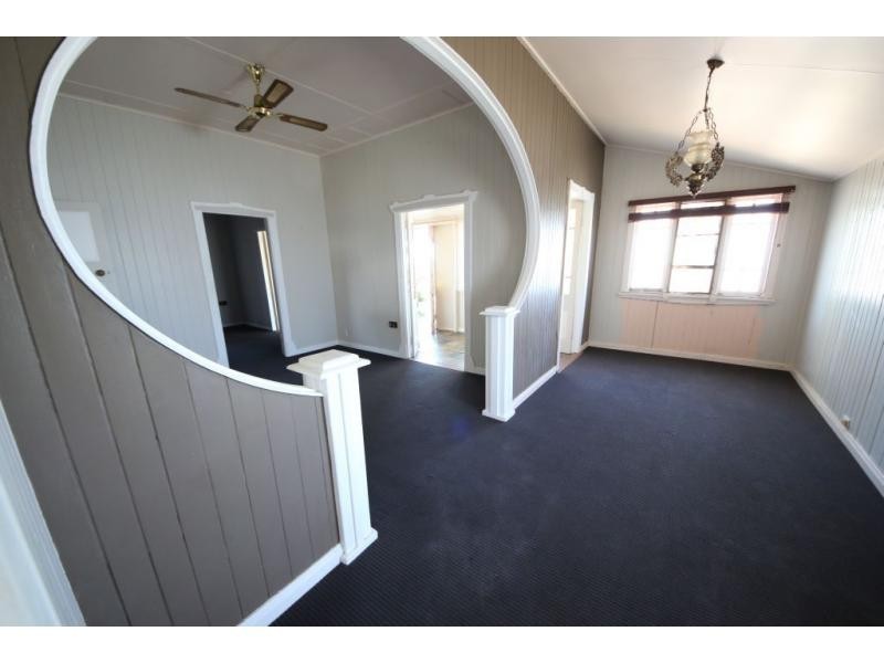 173-175 MACMILLAN Street, Ayr QLD 4807