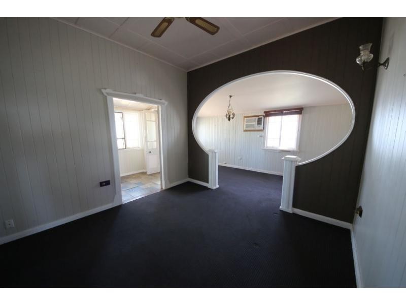 173-175 MACMILLAN Street, Ayr QLD 4807