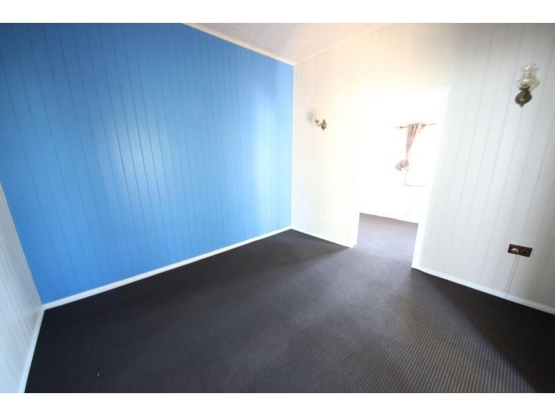 173-175 MACMILLAN Street, Ayr QLD 4807