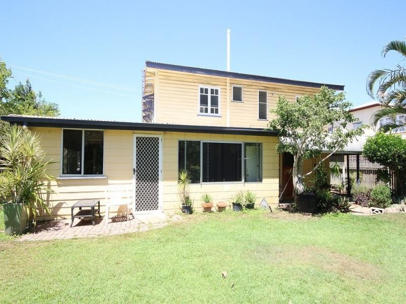52 FIFTEENTH Street, Home Hill QLD 4806